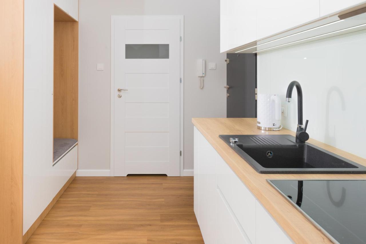 Royal Manu Apartment Netflix Lodz  Exterior photo