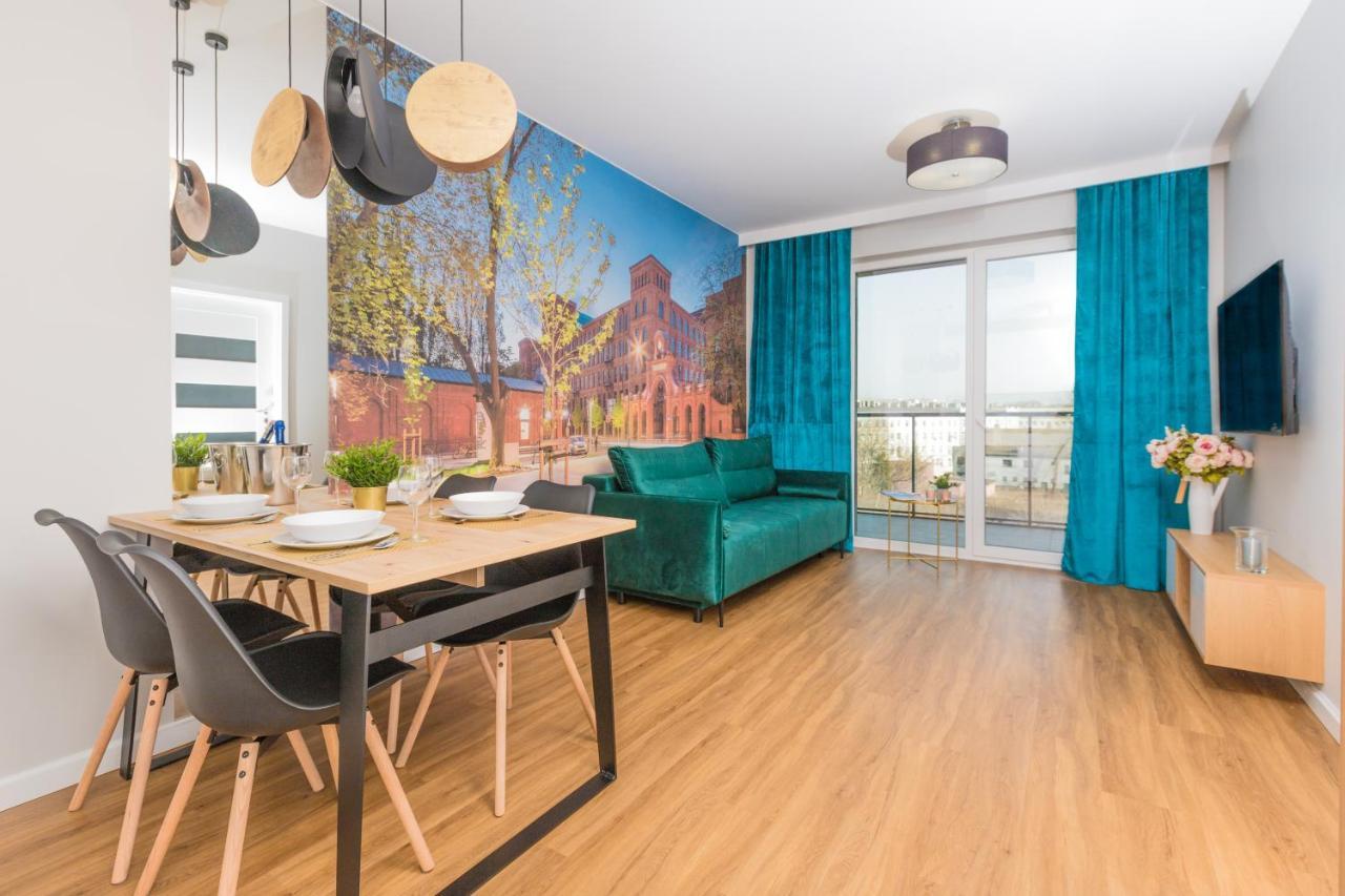 Royal Manu Apartment Netflix Lodz  Exterior photo